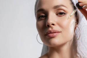 The Perfect Pair: How to Safely Combine Azelaic Acid and Vitamin C for Clearer, Radiant Skin