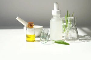 Safe and Unsafe Skincare Pairings With AHAs and BHAs