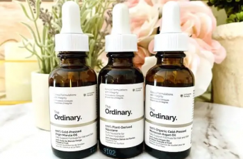 Squalane vs. Hyaluronic Acid: Which One is Best for Your Skin Type? Squalane vs. Hyaluronic Acid: Which One is Best for Your Skin Type?